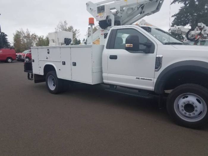 2018 Ford F550 XL Boom/Bucket Truck