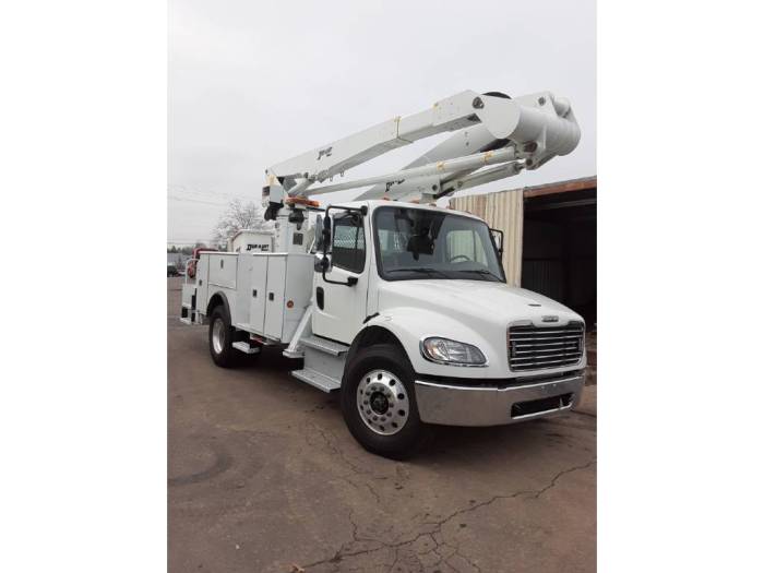 2018 Frieghtliner Business Class M2 106 Bucket Truck