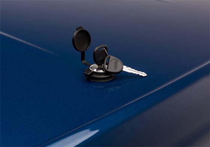 UnderCover - UnderCover LUX Tonneau Cover UC1156L-G7C