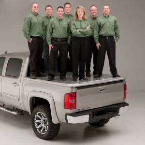 UnderCover - UnderCover LUX Tonneau Cover UC1076L-46 - Image 3