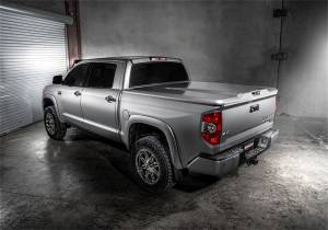 UnderCover - UnderCover Elite LX Tonneau Cover UC4128L-1G3 - Image 9