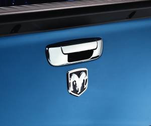 Auto Ventshade - Auto Ventshade Chrome Tailgate Handle Cover 686556 - Image 2