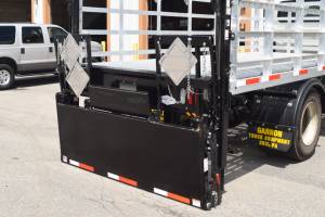 Tommy Gate - Tommy Gate Flatbed and Van - Railgate Series: High-Cycle GBR (89-30 GBR) - Image 4